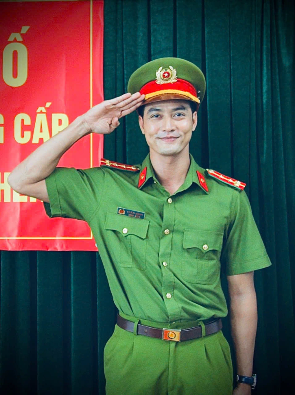 Ngô Thành Tá gắn liền với hình tượng chiến sĩ cảnh sát.