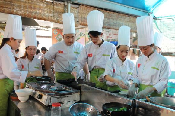 học nghề đầu bếp 1 ngành học, ngành học lương cao, ngành đầu bếp, kiến thức