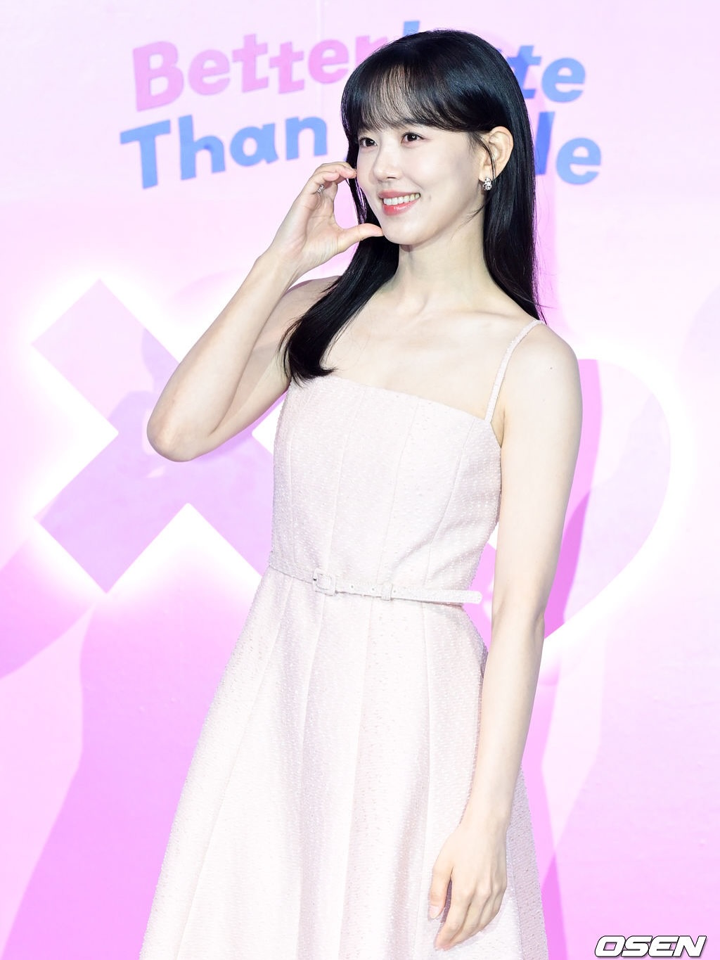 Ngoai doi tre lau khong tuong tung co man ho