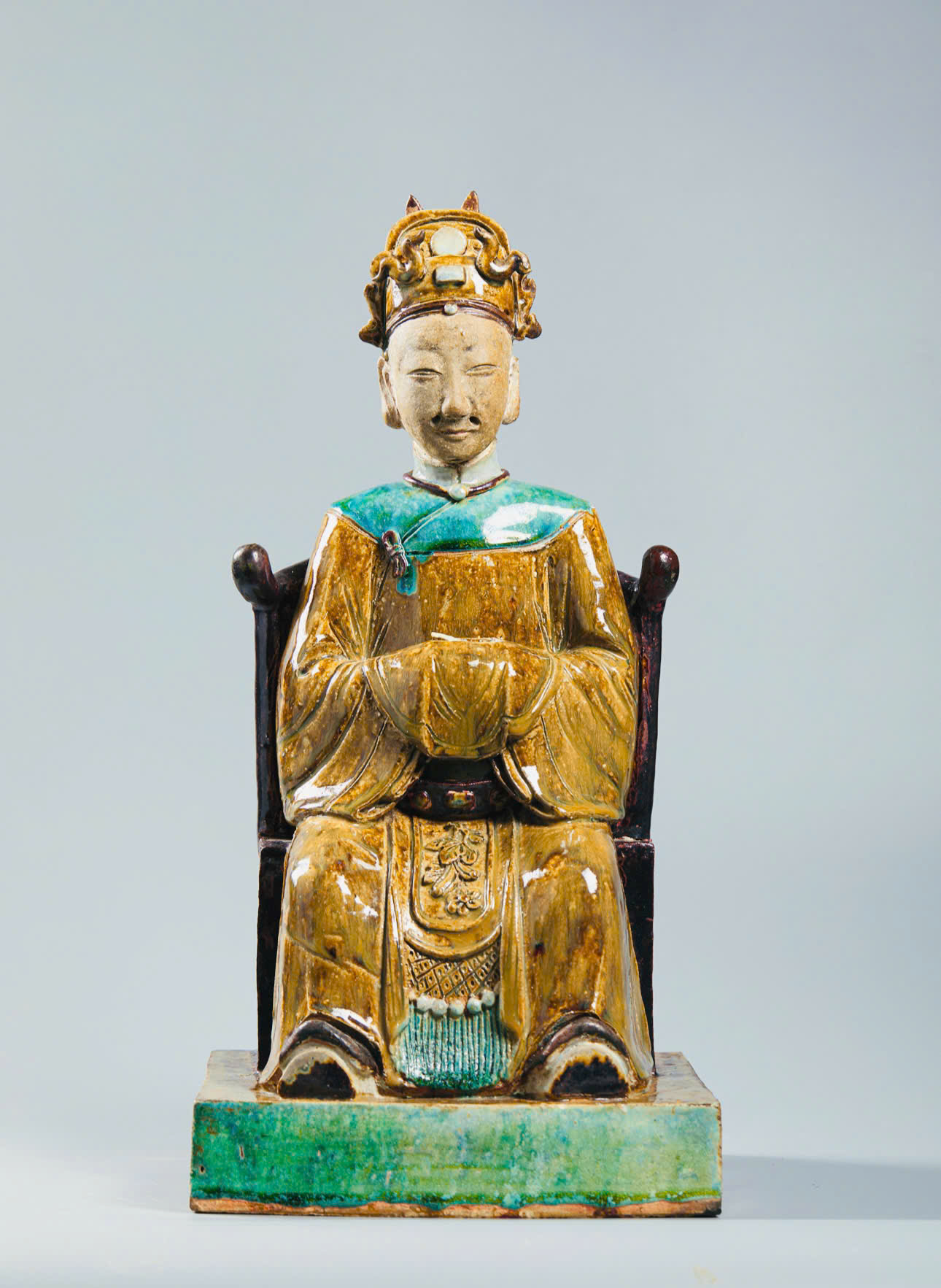 Vì sao Ngọc Hoàng, Nam Tào, Bắc Đẩu cùng hiện diện trên các bệ thờ người Việt - Ảnh 1.