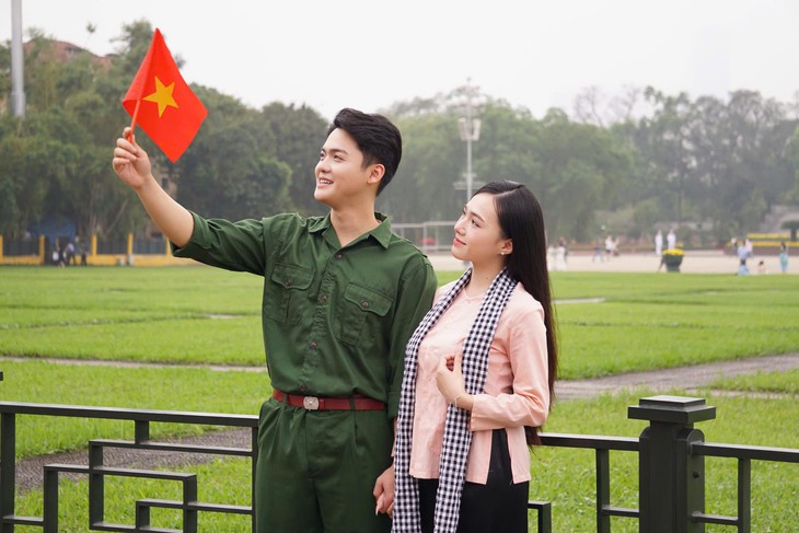 Người trẻ kể chuyện yêu nước từ ảnh check-in đến những sáng tạo đậm chất Việt - Ảnh 1.