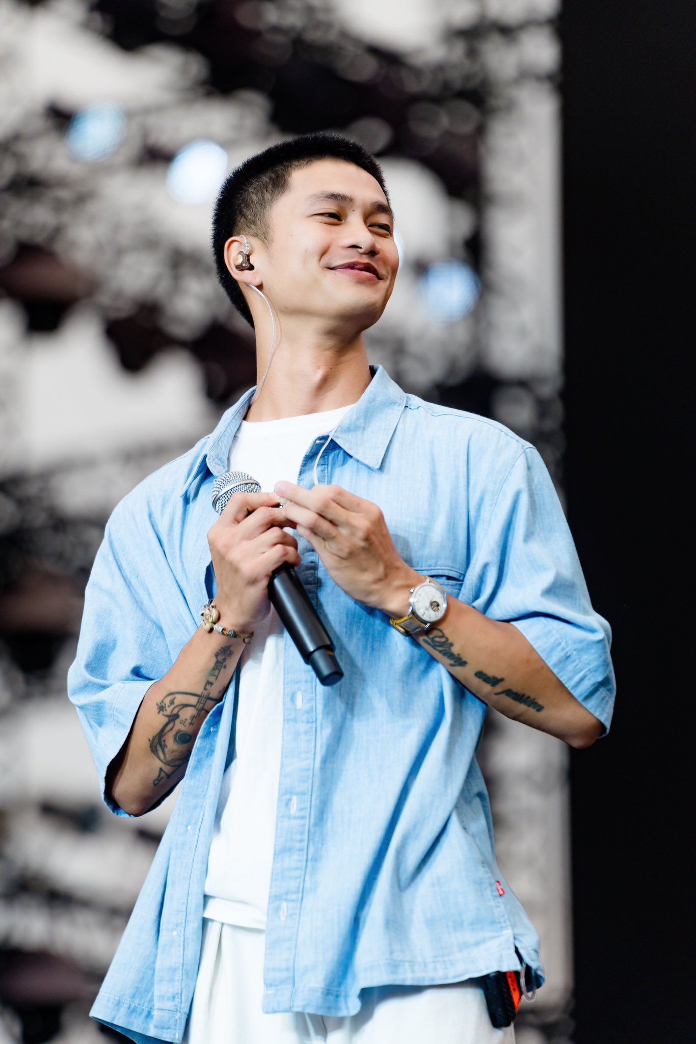 Chủ nhân bản hit số 1 của concert quốc gia “tim đập, chân run” khi gặp Đen Vâu, bỏ lỡ cả cơ hội “nghìn vàng”- Ảnh 1.