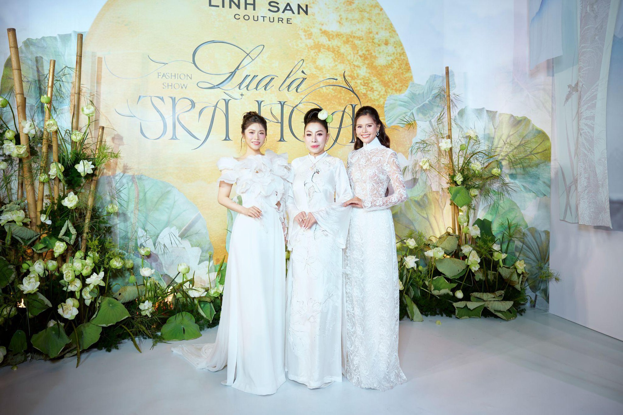 Nguyễn Thanh Thảo ghi điểm nhờ visual trong veo, thần thái tự tin trong show “Lụa Là Trà Hoa”- Ảnh 1. Nguyễn Thanh Thảo ghi điểm nhờ visual trong veo, thần thái tự tin trong show “Lụa Là Trà Hoa”- Ảnh 1.