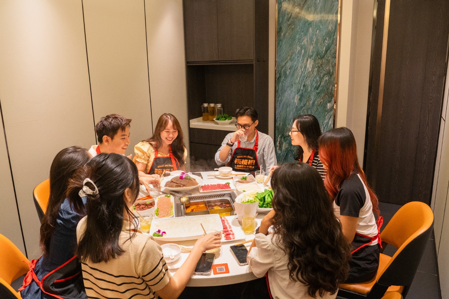 Nhà hàng lẩu Kuai Jie Zhao - điểm hẹn ẩm thực Trùng Khánh ngay giữa lòng Sài Gòn- Ảnh 3.