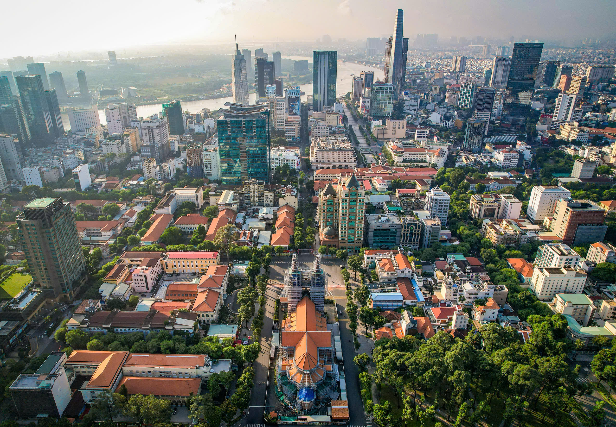 Nhiều công trình kiến trúc đô thị có vị trí 'vàng' chưa thể xếp hạng di tích- Ảnh 1.