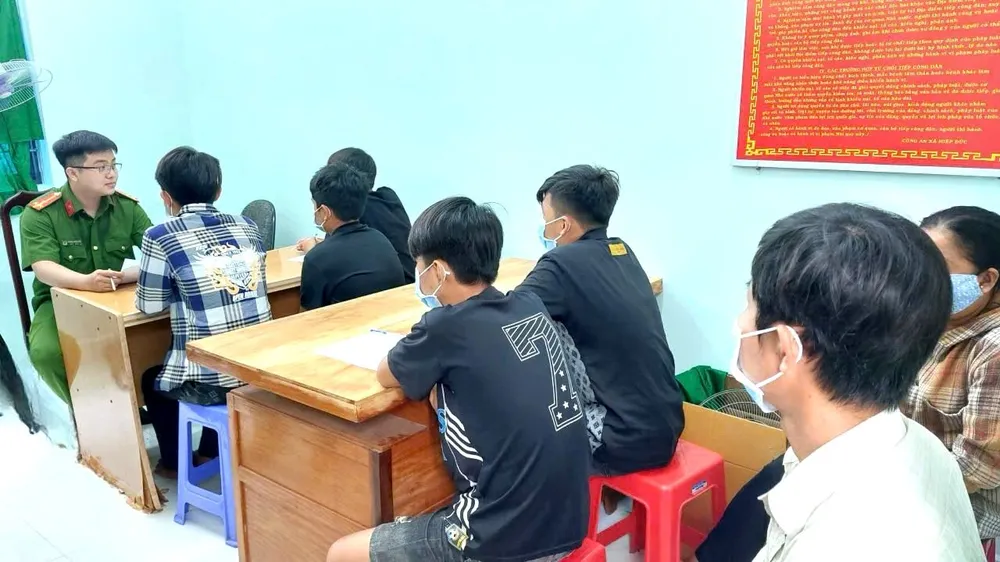 thiếu niên gây ra 11 vụ trộm cắp, cướp giật tài sản