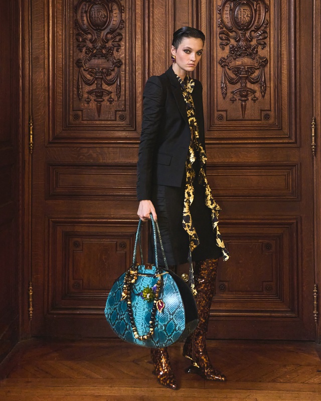 Những chiếc túi mà bạn nhất định 'phải có" vào mùa thời trang tới - Ảnh 1.