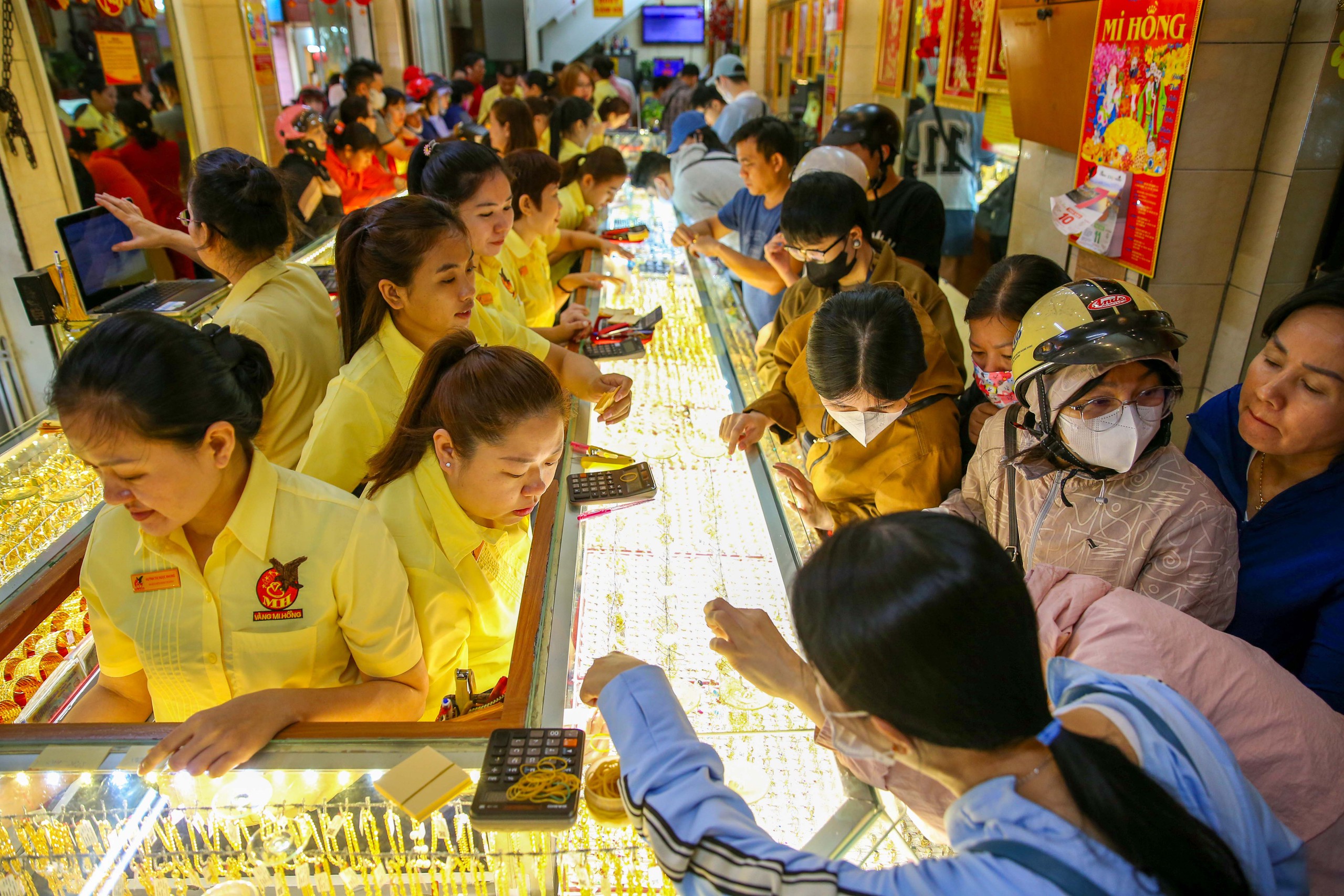 Những quy định có hiệu lực từ tháng 11-2025 - Ảnh 1.