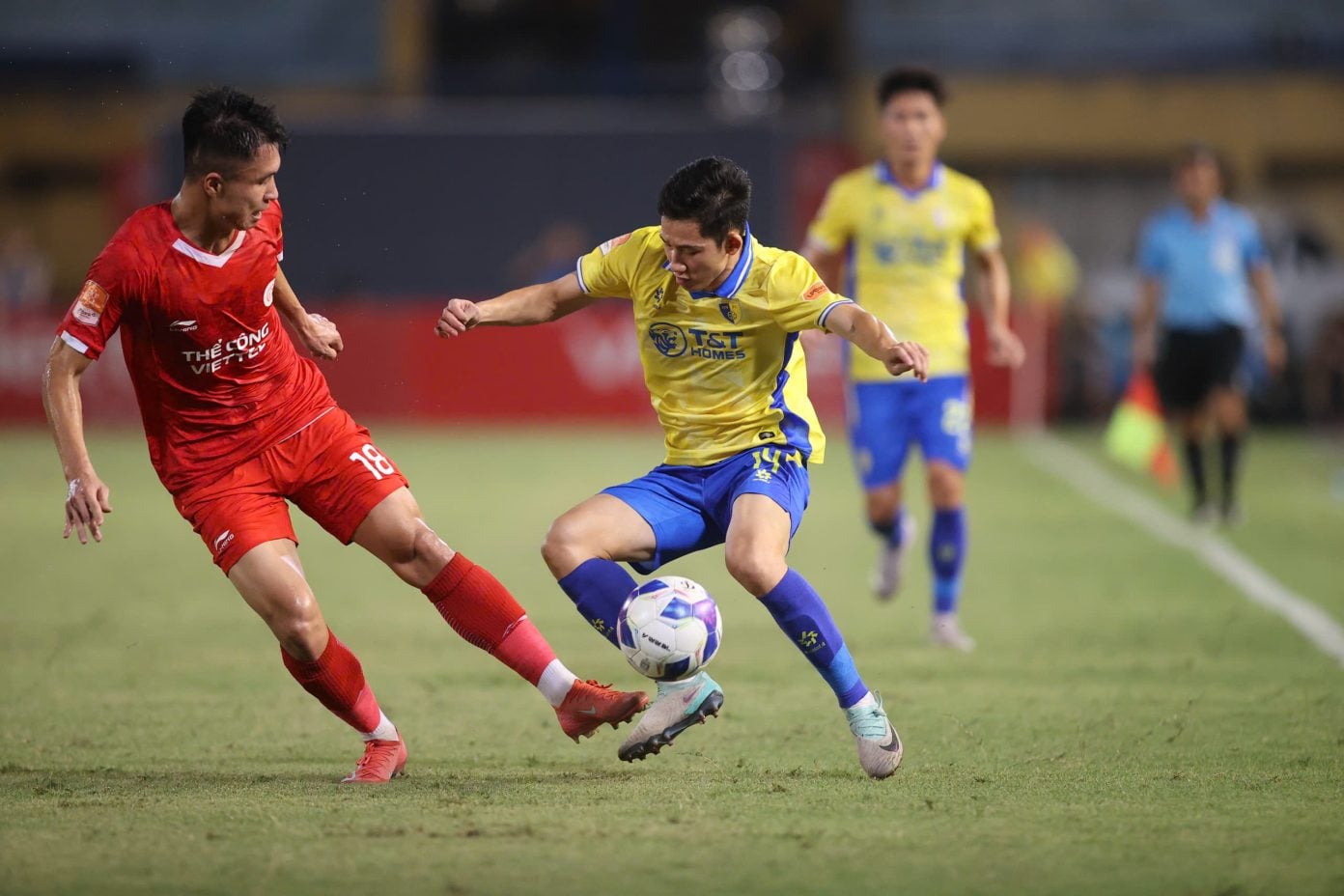 Nỗi lo của ứng viên vô địch - Ảnh 1. Nỗi lo của ứng viên vô địch - Ảnh 1.