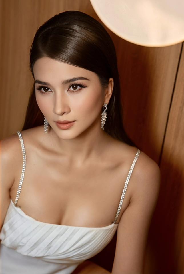 Nữ NSƯT chia tay đại gia ngân hàng, một mình nuôi con, U40 giàu sang, đẹp bậc nhất showbiz Việt - Ảnh 1.