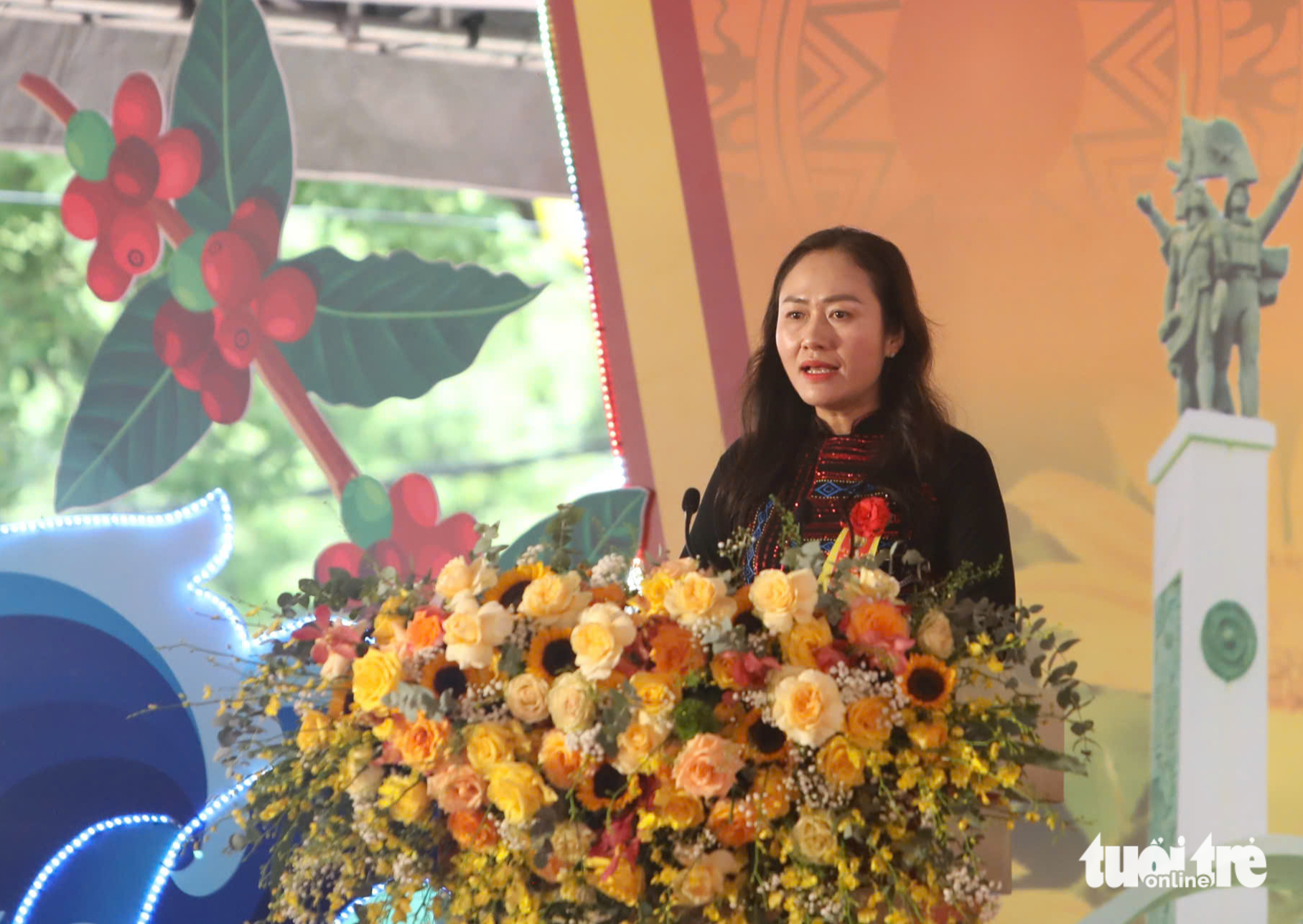 Trò chuyện với nữ bí thư xã phát biểu xúc động trong lễ sáp nhập tỉnh Đắk Lắk - Ảnh 1. bí thư xã - Ảnh 1.