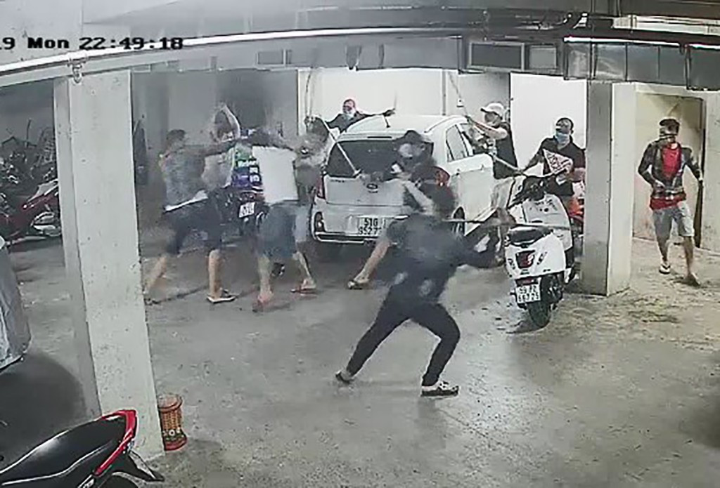 Nữ đối tượng được hưởng án treo trong vụ 'Quân xa lộ' lại bị bắt- Ảnh 1.