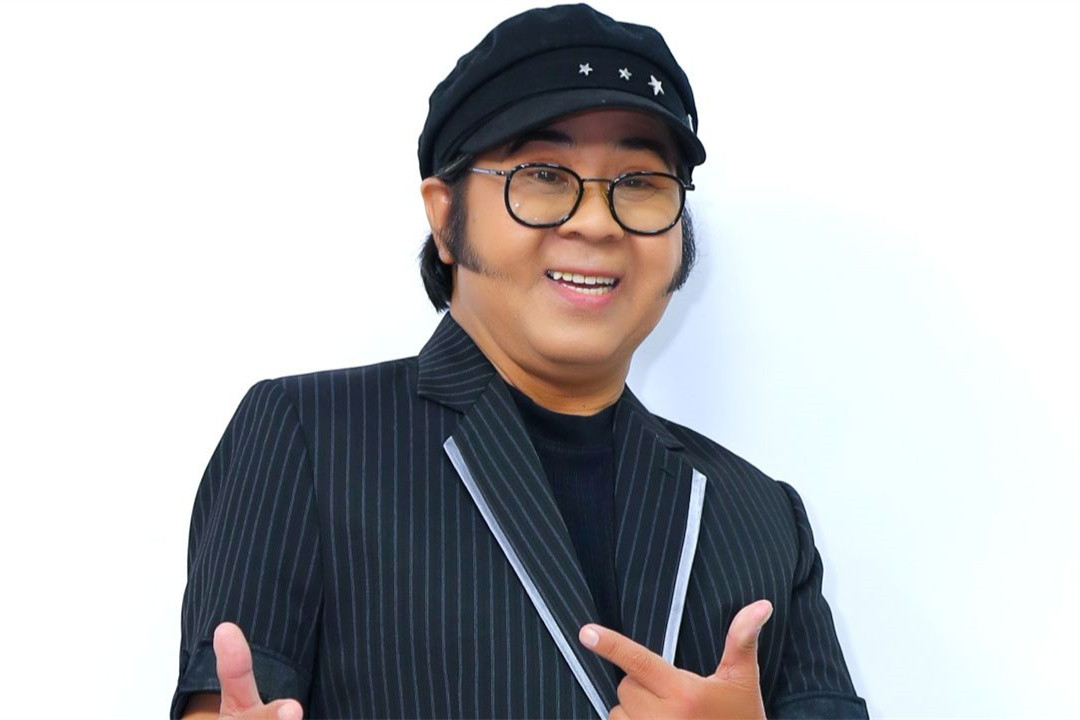 Nghệ sĩ Việt U70 không vợ con: Ở nhà thuê 30m2, bị tai nạn nứt mặt, sợ bệnh tật phải ngồi xe lăn- Ảnh 1. Nghệ sĩ Việt U70 không vợ con: Ở nhà thuê 30m2, bị tai nạn nứt mặt, sợ bệnh tật phải ngồi xe lăn- Ảnh 1.