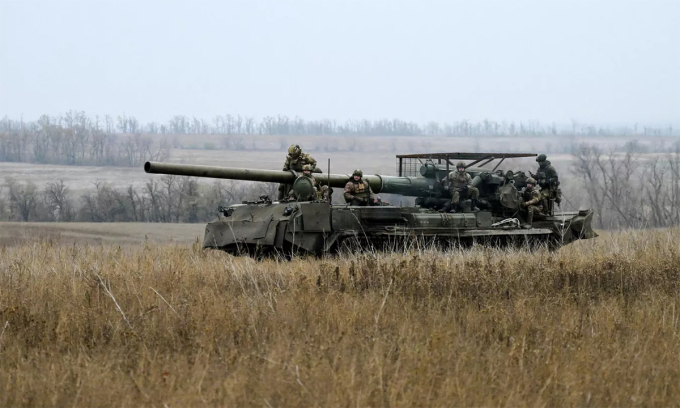 Pháo tự hành 2S7M Malka Nga trên mặt trận Pokrovsk, tỉnh Donetsk tháng 11/2024. Ảnh: RIA Novosti