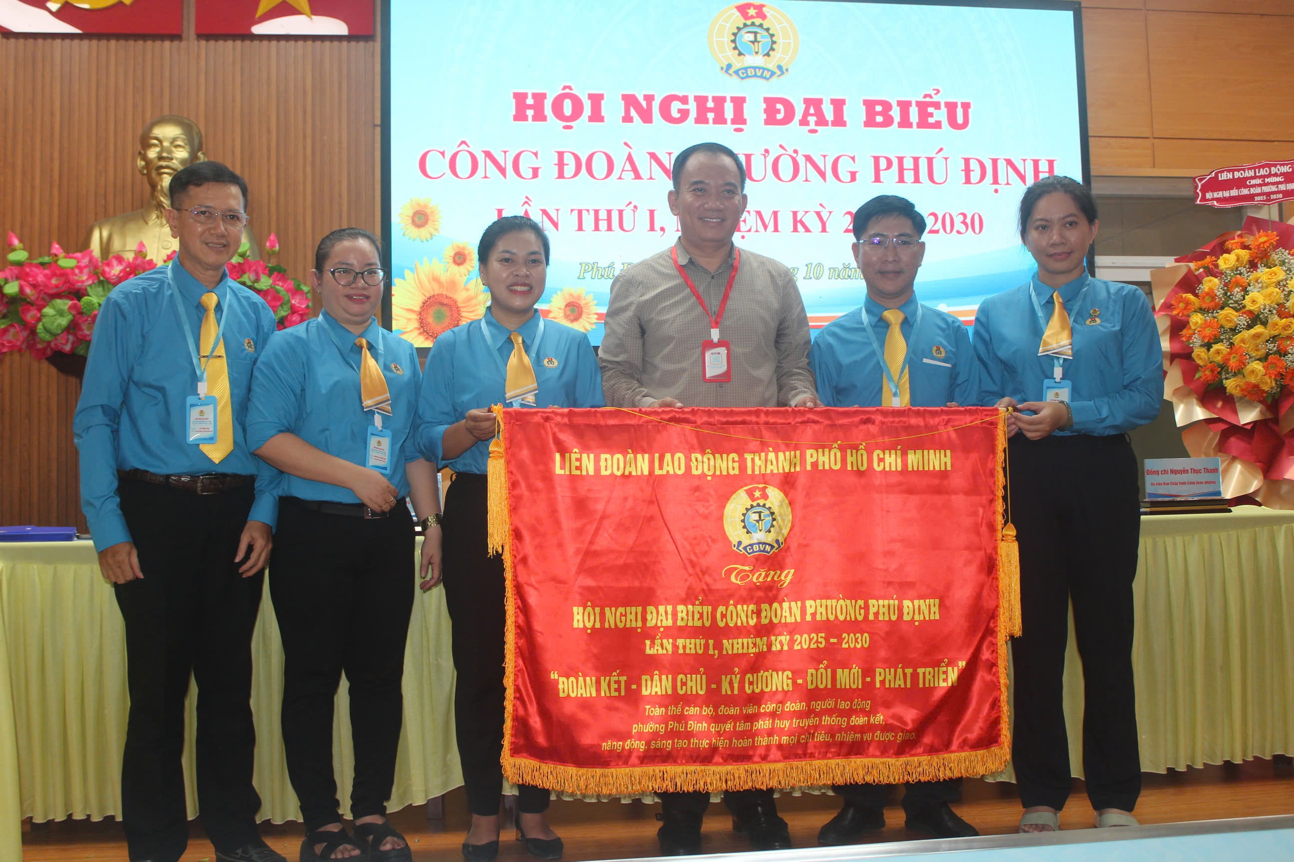 Ông Trần Văn Thắng làm chủ tịch Công đoàn phường Phú Định - Ảnh 1.