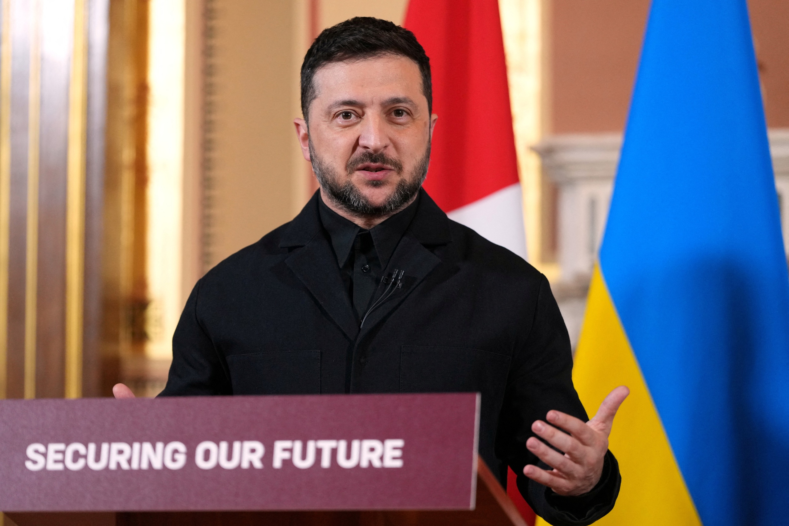 Tổng thống Ukraine Zelensky kêu gọi châu Âu hỗ trợ chiến đấu thêm 2 - 3 năm - Ảnh 1. Tổng thống Ukraine Zelensky kêu gọi châu Âu hỗ trợ chiến đấu thêm 2 - 3 năm - Ảnh 1.
