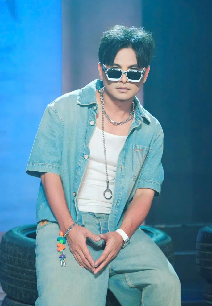 “Ông vua” đắt show hội chợ nhất miền Tây: Vào nghề cát-xê chỉ 20 nghìn đồng/đêm, thời đỉnh cao con số gấp 500 lần- Ảnh 2.