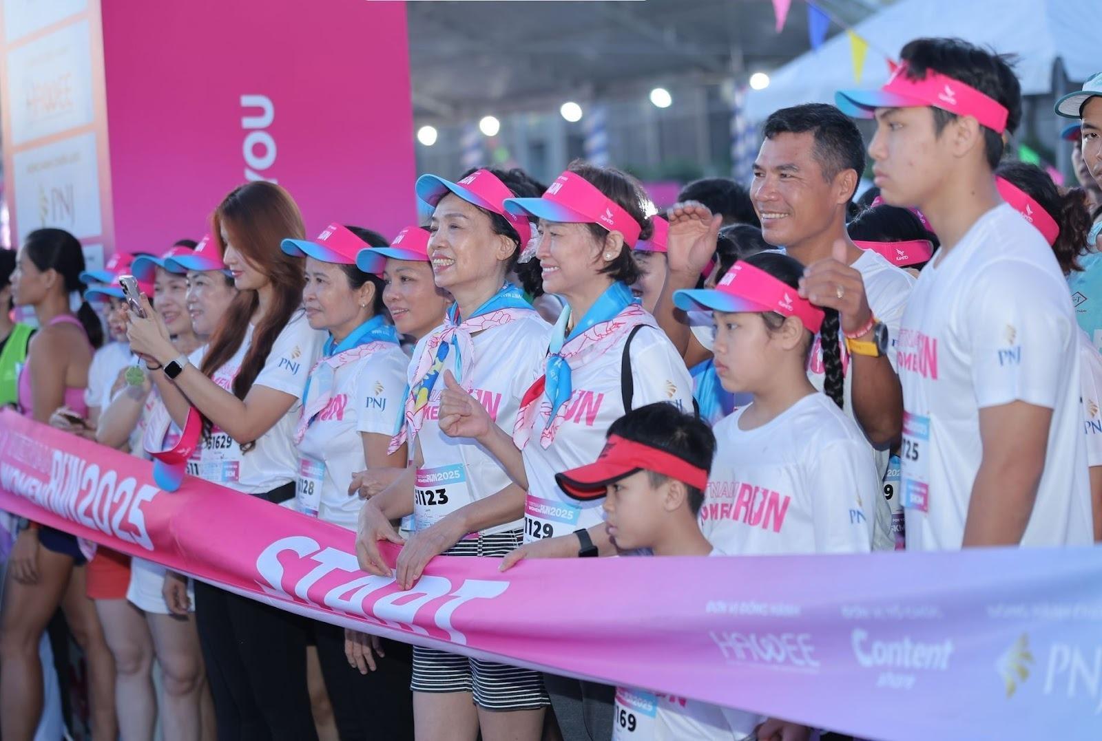 PNJ cùng Vietnam Women Run 2025 lan tỏa thông điệp “Sống đẹp” tới cộng đồng- Ảnh 1.