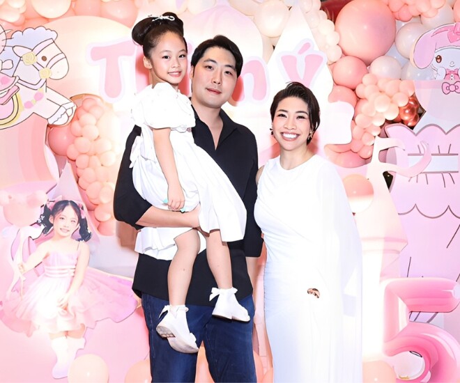 Ca sĩ Pha Lê và chồng cũ - anh Manny tổ chức tiệc sinh nhật cho con gái.