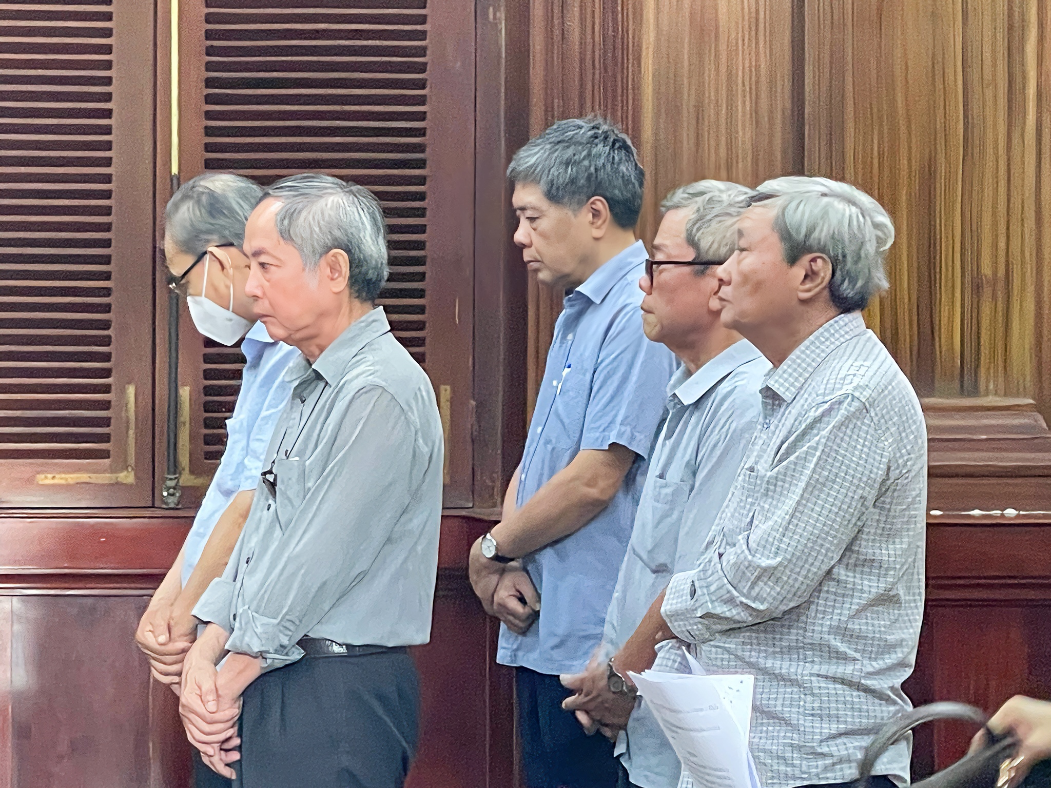 Phán quyết tòa phúc thẩm về khu đất 132 Bến Vân Đồn và Vinafood II - Ảnh 1.