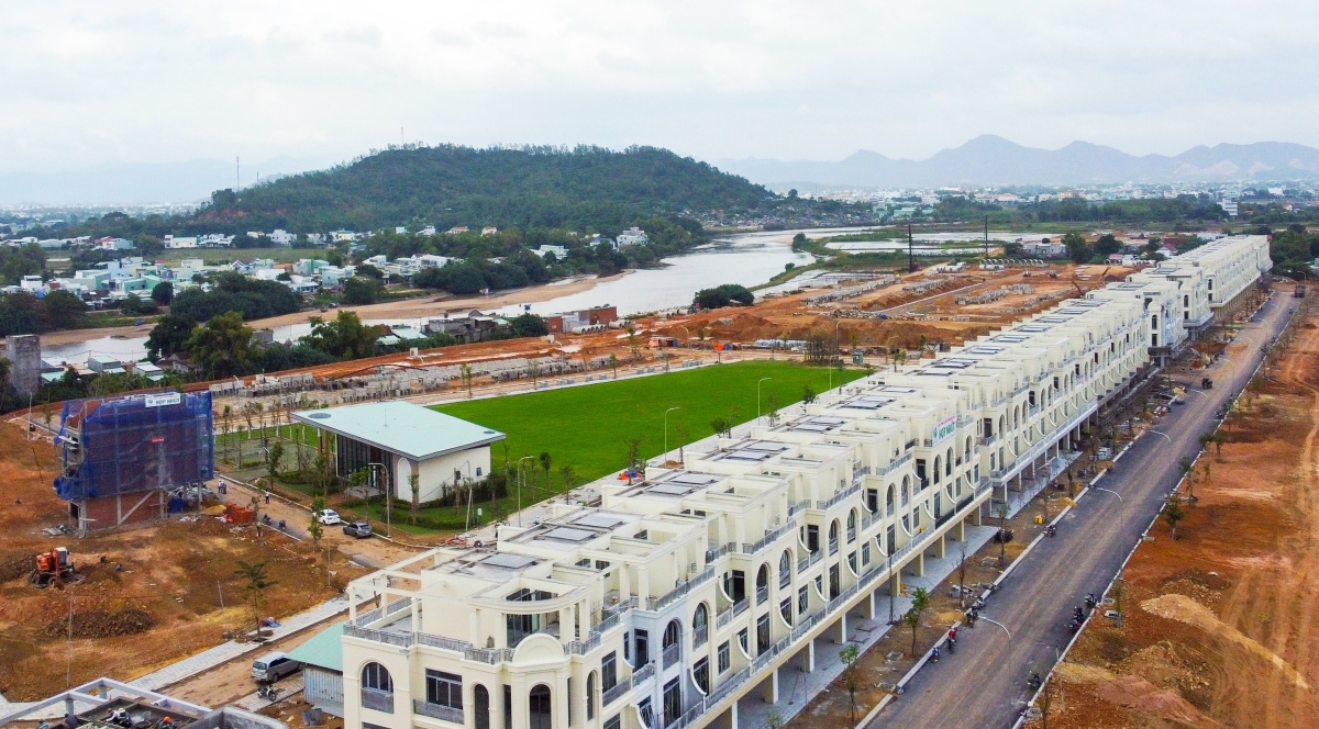 Phat Dat tang gan 195 lan doanh thu