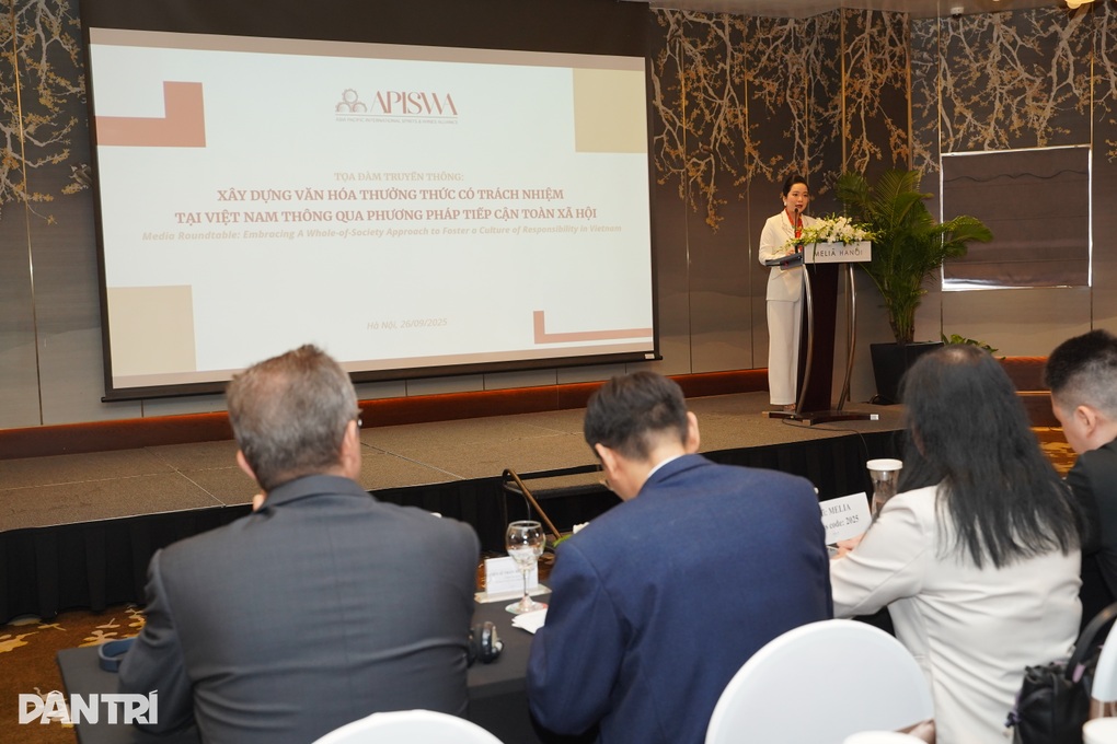 Phát triển phương tiện công cộng để giảm tình trạng uống mà vẫn lái - 1