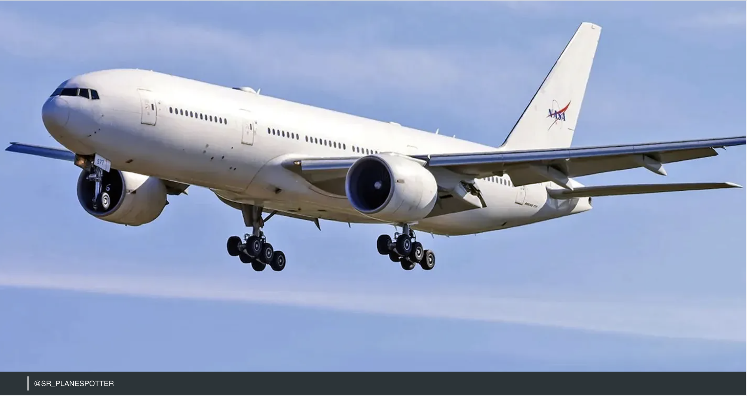 Phòng thí nghiệm bay của NASA- Ảnh 1. Phòng thí nghiệm bay của NASA- Ảnh 1.