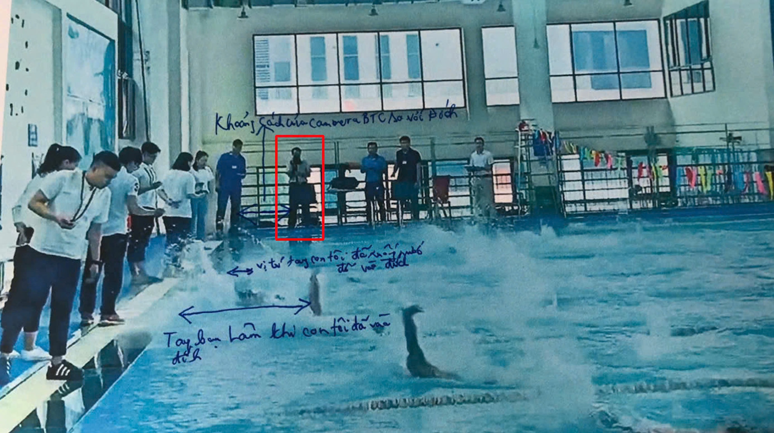 Vụ BTC giải bơi bị tố 'thay đổi kết quả': Phụ huynh gửi đơn khiếu nại lên lãnh đạo Hà Nội- Ảnh 1.