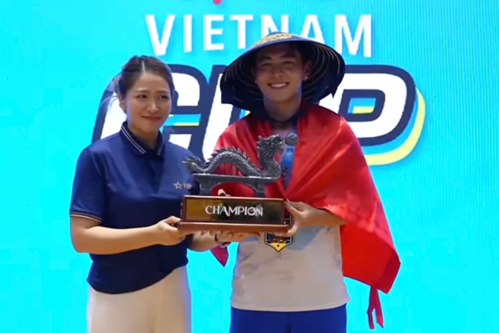 Phúc Huỳnh thắng áp đảo Vinh Hiển, vô địch pickleball châu Á - 1