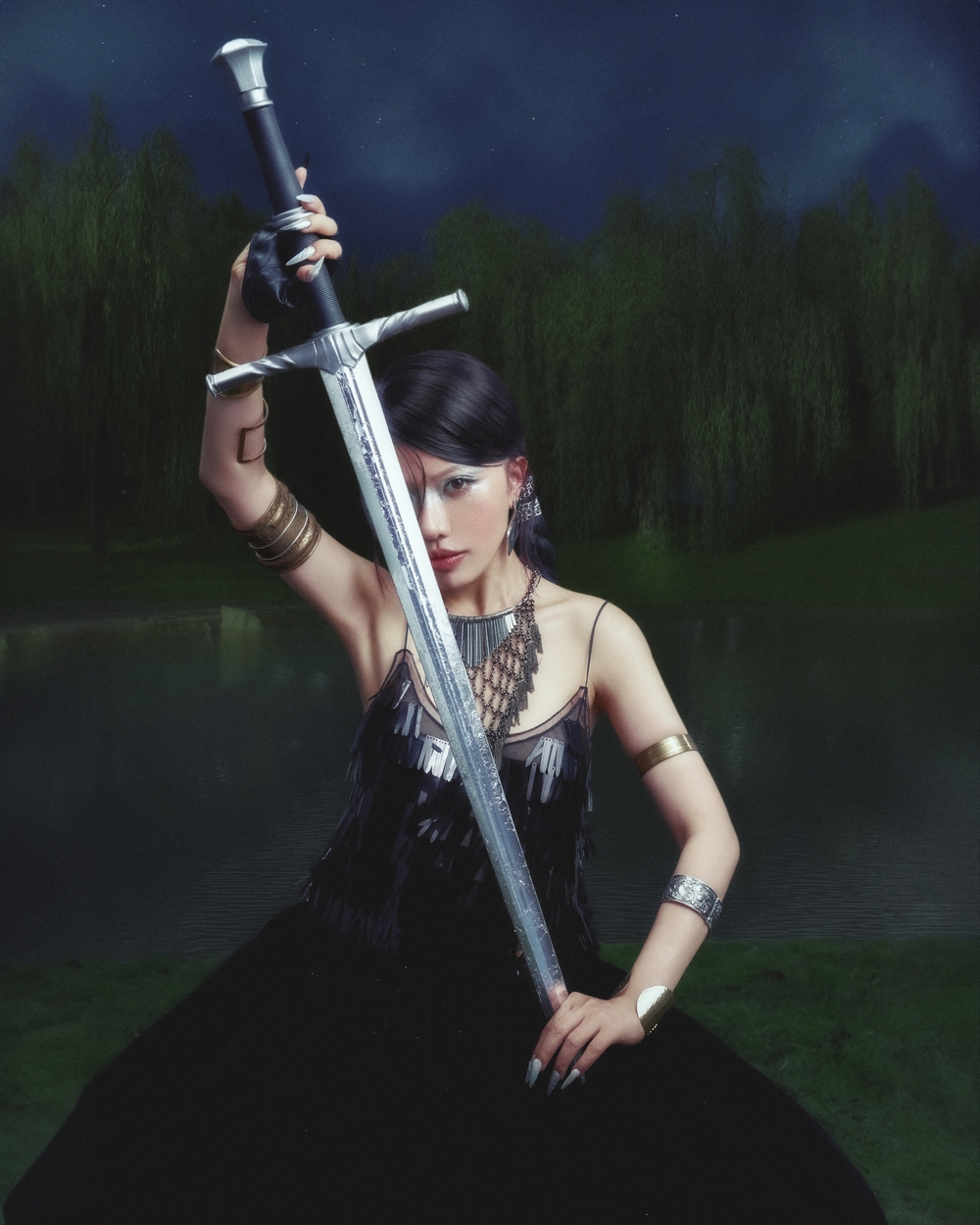 Phung Khanh Linh ra mat album thu ba Giua mot