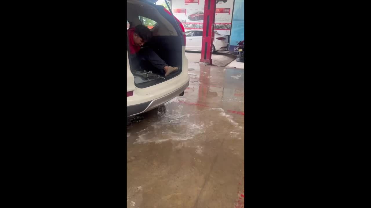 Xử lý ôtô ngập nước tốn tiền triệu