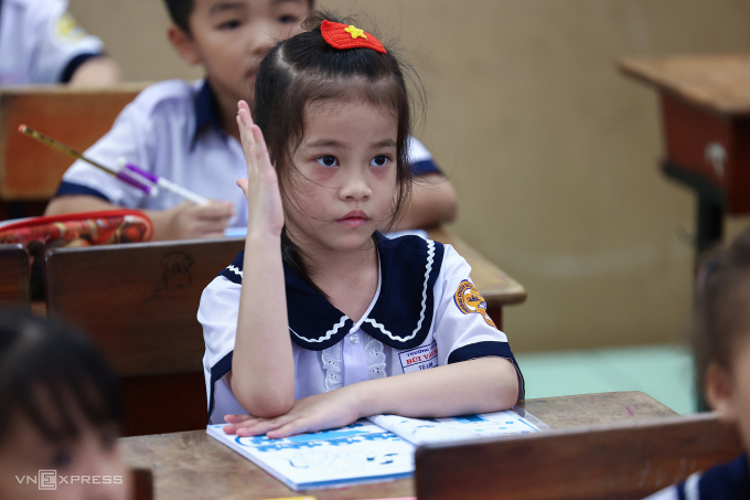 Học sinh trường tiểu học Bùi Văn Mới, phường Phước Long, TP HCM, trong buổi học vào tháng 9/2025. Ảnh: Quỳnh Trần