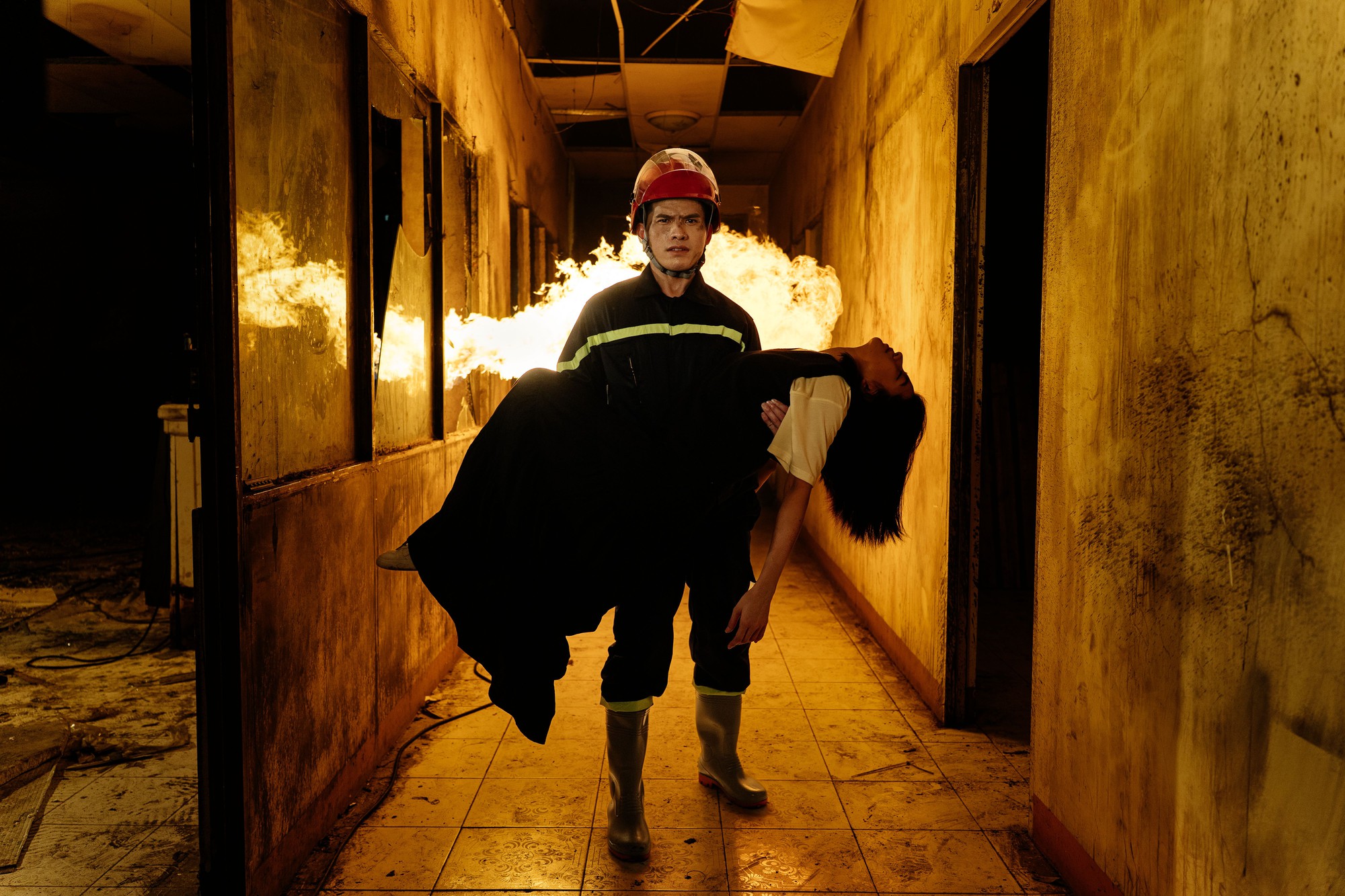 Quốc Thiên kể chuyện tình dang dở bằng tiếng hát trầm buồn - Ảnh 1.