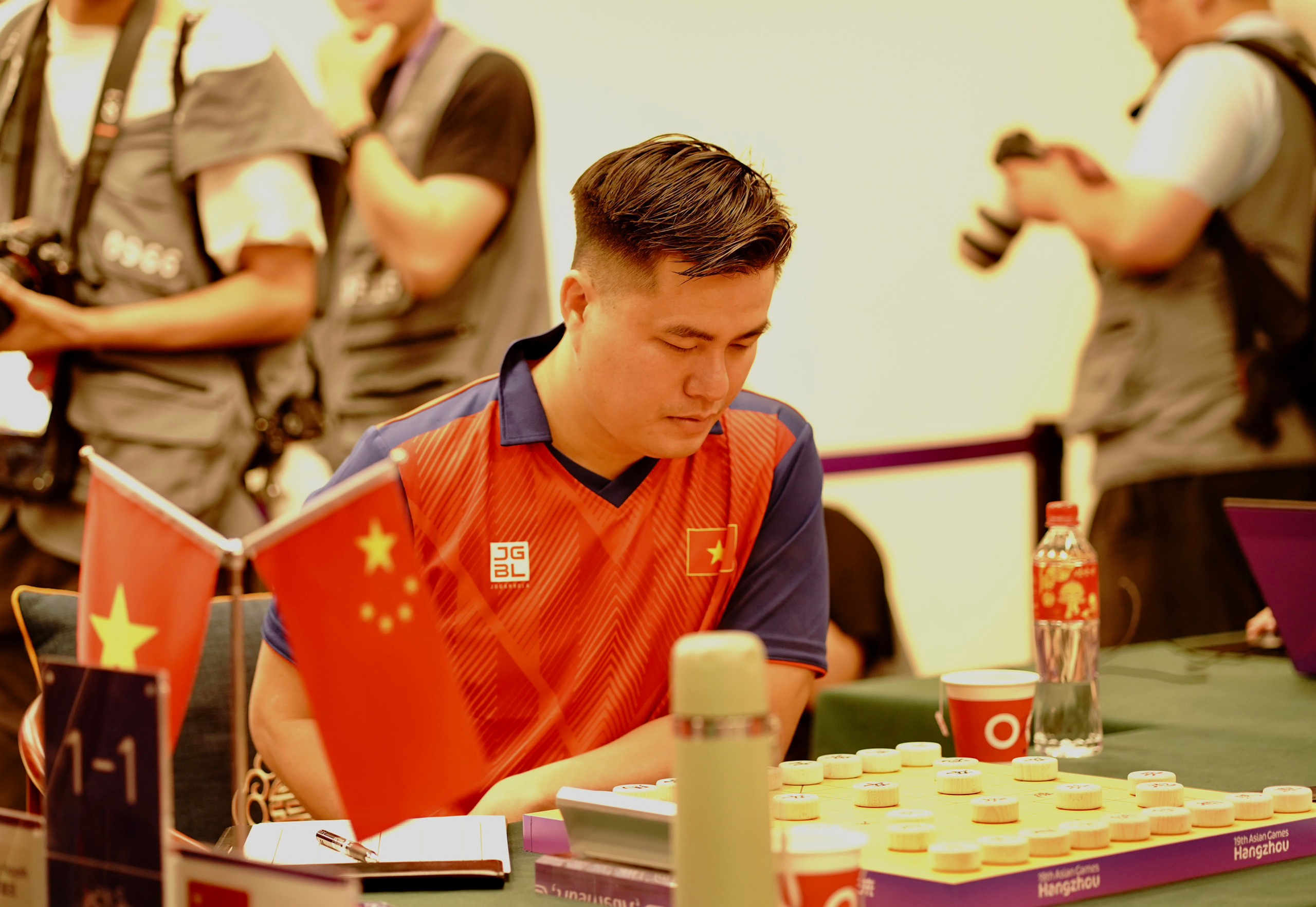 Rạng danh cờ tướng Việt 1 LẠI LÝ HUYNH: Rạng danh cờ tướng Việt - Ảnh 1.