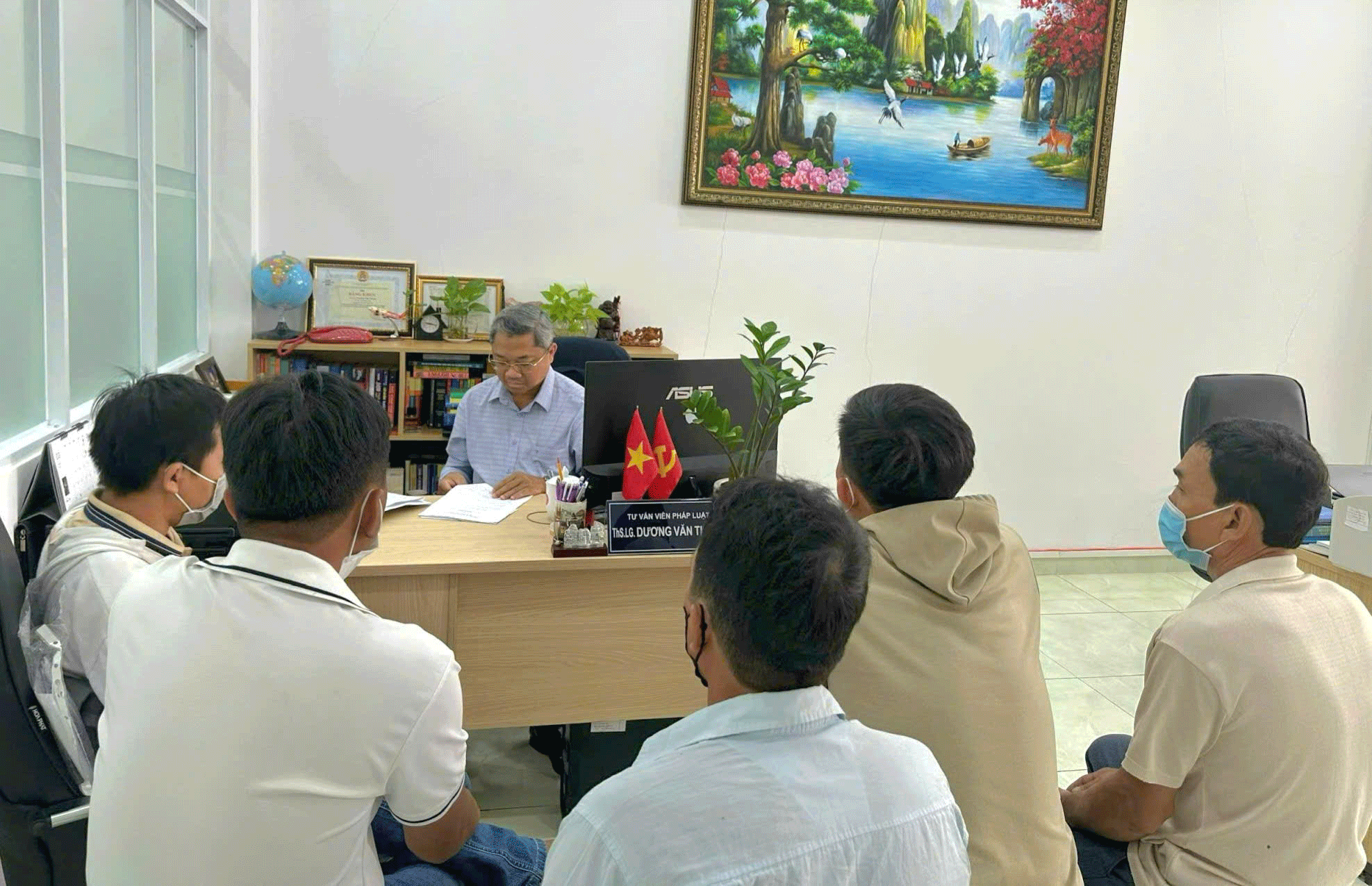 Rối với 1 quy định, 2 cách hiểu - Ảnh 1.