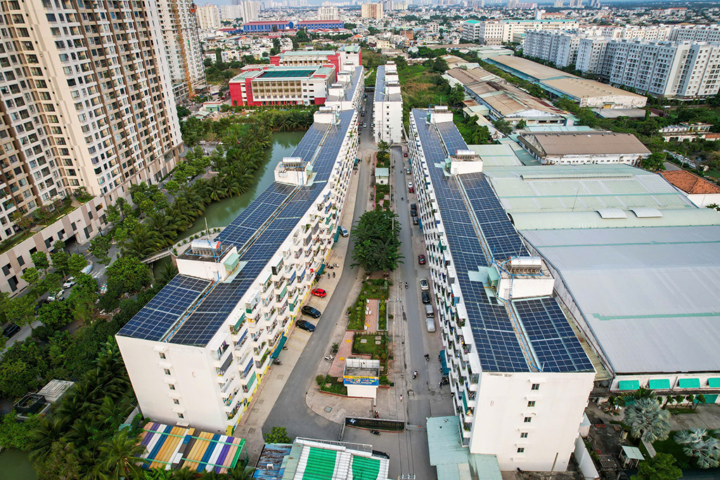 Rộng cửa cho điện mặt trời mái nhà- Ảnh 1. Rộng cửa cho điện mặt trời mái nhà- Ảnh 1.