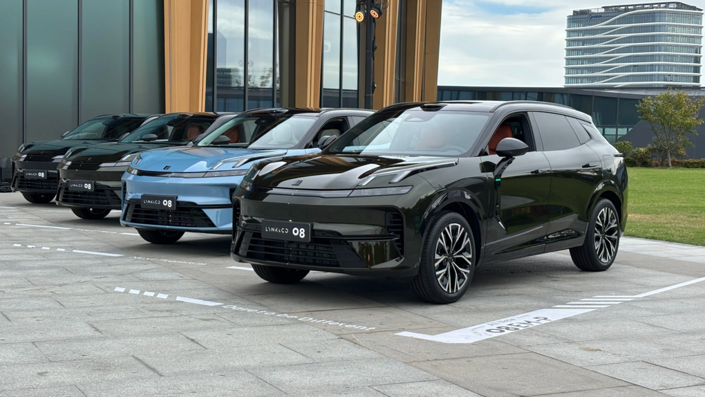 SUV cạnh tranh Everest chưa ra mắt Việt Nam đã nâng cấp tại Trung Quốc - 1