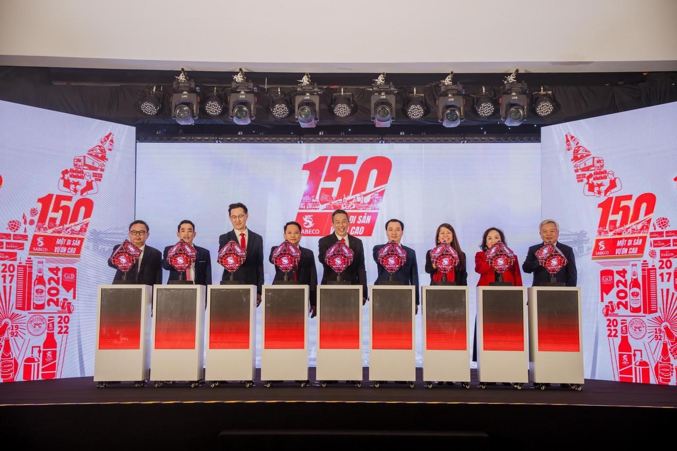 Sabeco lan tỏa tinh thần 'Gắn kết vươn cao' trong hành trình di sản 150 năm 1 Sabeco lan tỏa tinh thần 'Gắn kết vươn cao' trong hành trình di sản 150 năm - Ảnh 1.