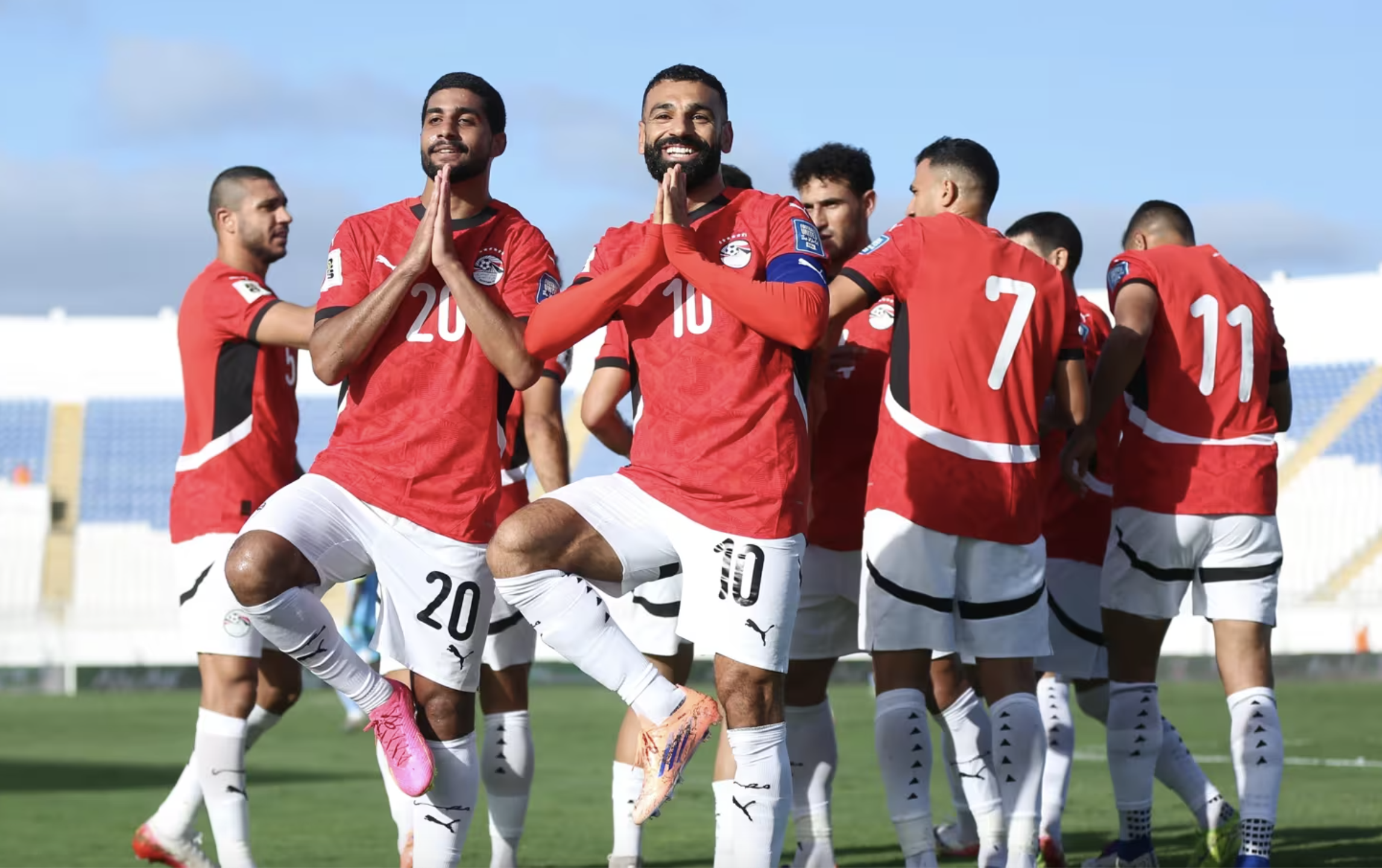 Salah tỏa sáng với cú đúp, Ai Cập giành vé sớm dự World Cup 2026 1 Salah chói sáng với cú đúp, Ai Cập giành vé sớm dự World Cup 2026 - Ảnh 1.