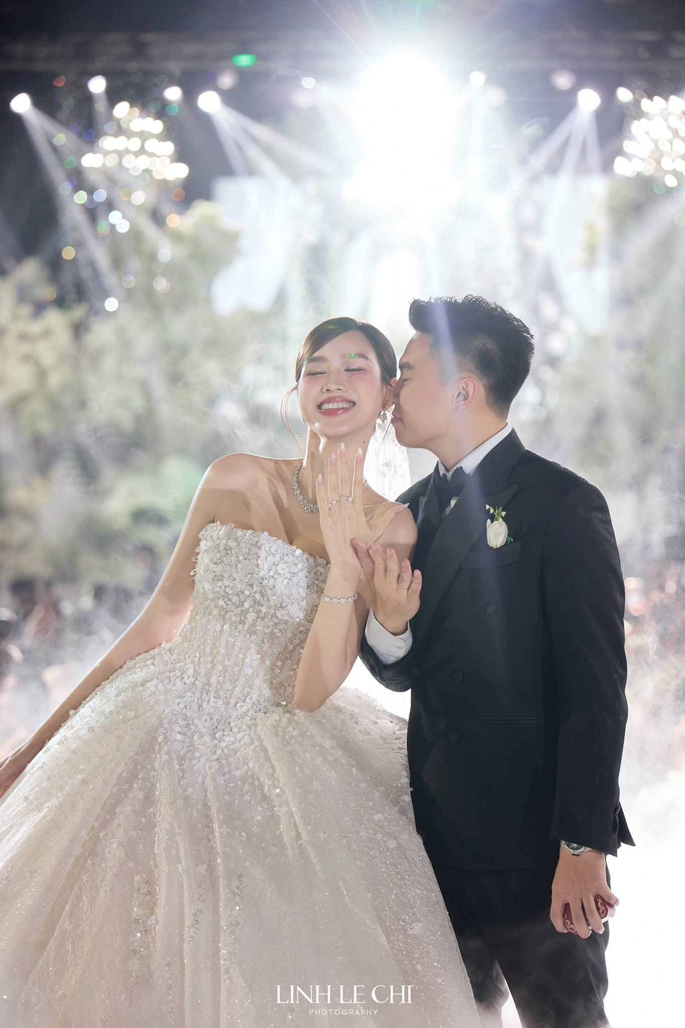 Sau dam cuoi co tich them dieu bi mat cua