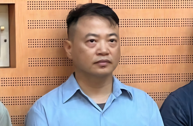 Shark Bình bị bắt - Ảnh 1.