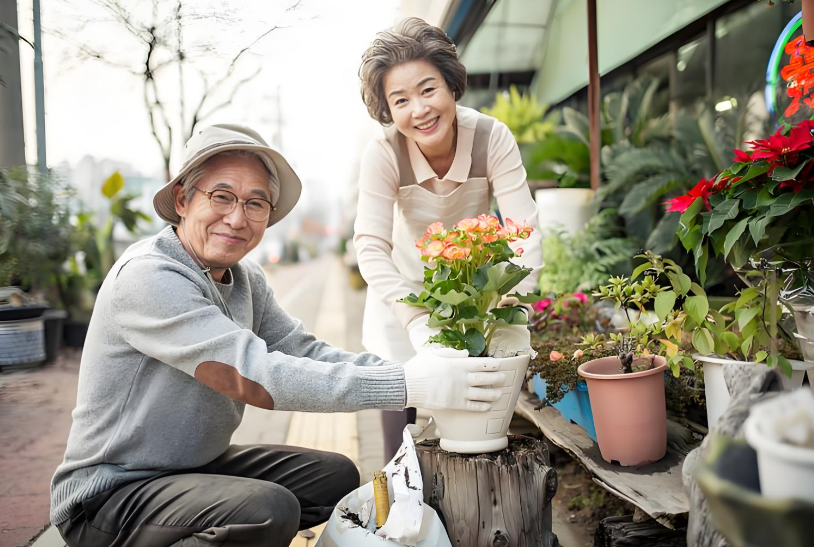 Sau một lần nhìn thấy cuốn sổ nhỏ ở quê, tôi nghiền ngẫm mới hiểu bố mẹ mình sống rất khôn ngoan và tỉnh táo- Ảnh 1.