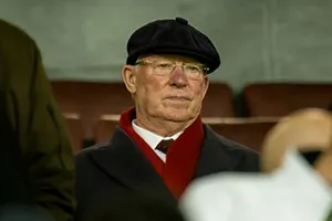 Sir Alex Ferguson bộc lộ bản chất thật giữa làn sóng phản đối MU