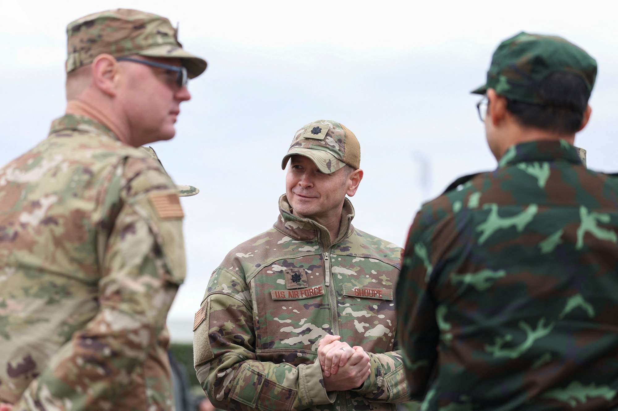 Sĩ quan Mỹ bất ngờ xuất hiện tại tập trận chung Nga-Berlarus- Ảnh 1.