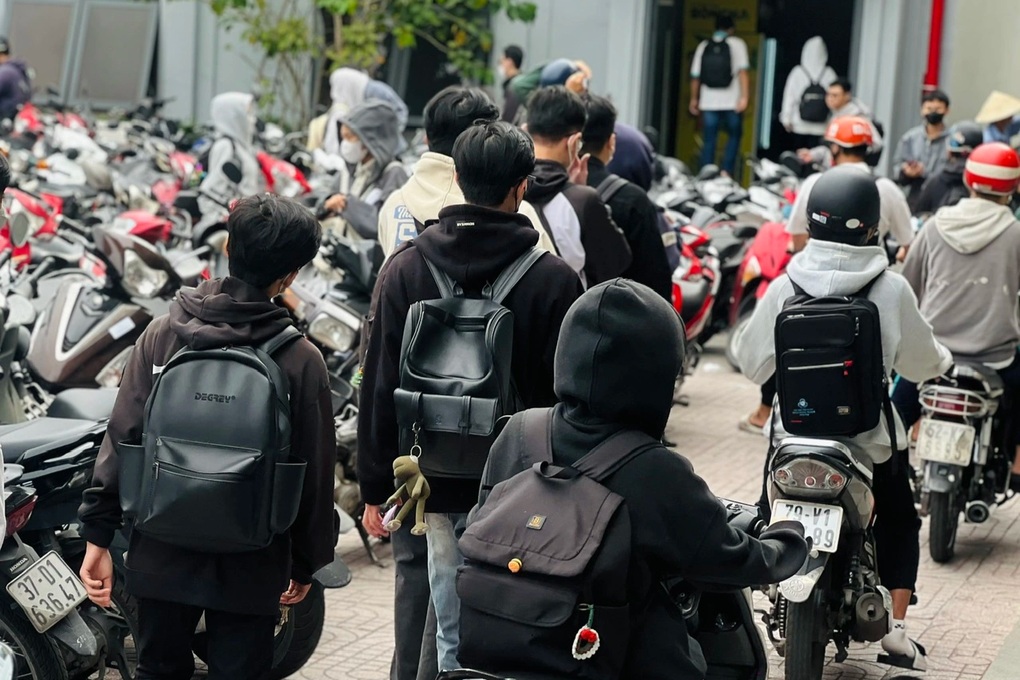 Sinh viên phản ứng giờ vào học lúc 6h30: Có trường nào đã áp dụng? - 1