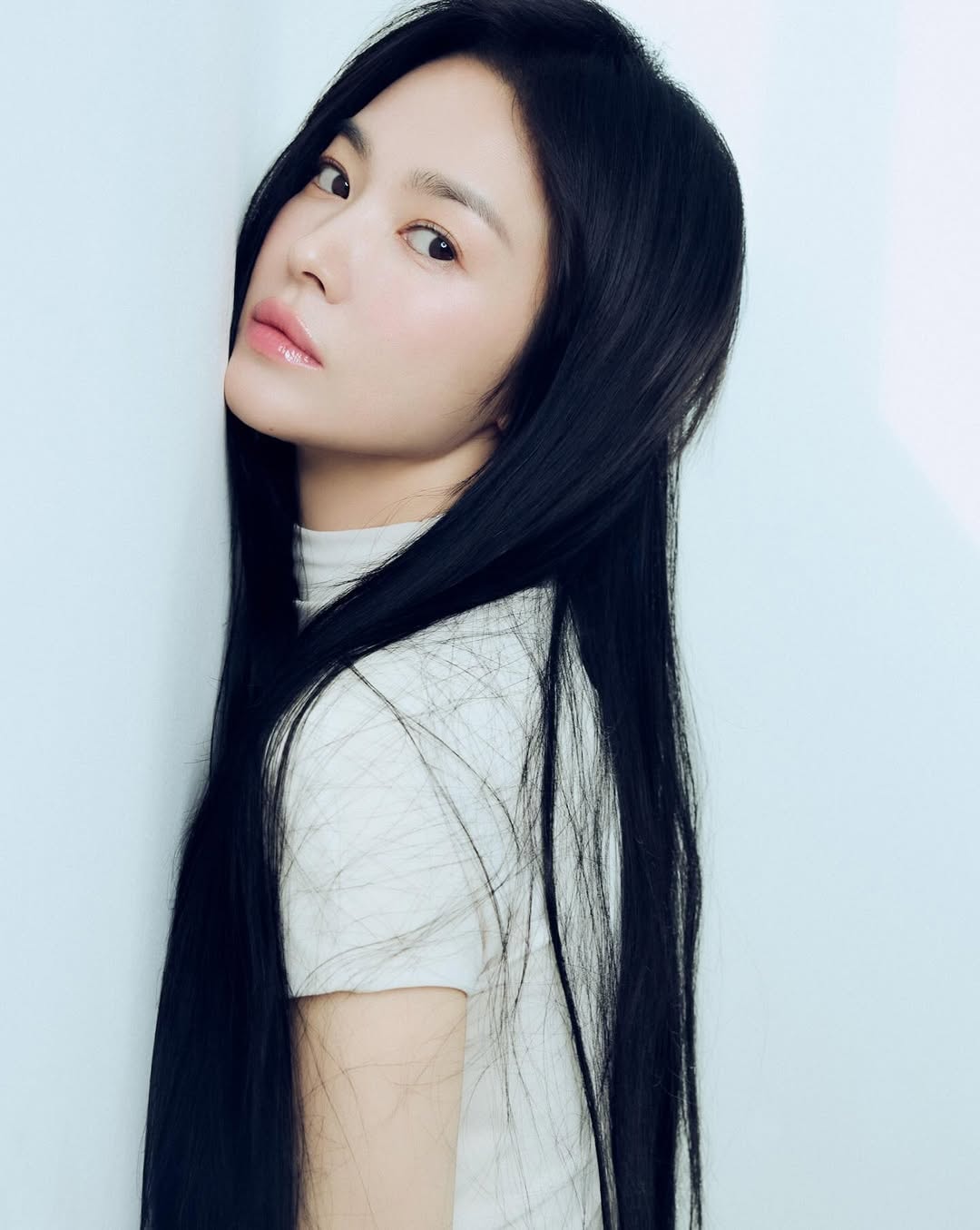 Song Hye Kyo đúng là “thiên tài gương mặt”: Bước vào tuổi trung niên liền khiến chị em châu Á xin bí quyết chống già- Ảnh 1.