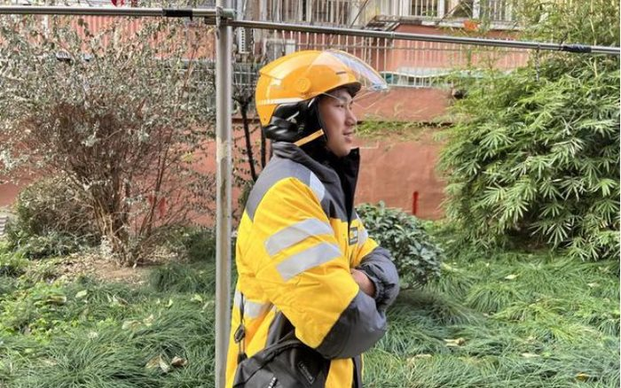 Sự thật về thanh niên 27 tuổi làm shipper nhưng lương tháng 200 triệu đồng, có 3,8 tỷ trong tài khoản- Ảnh 1.