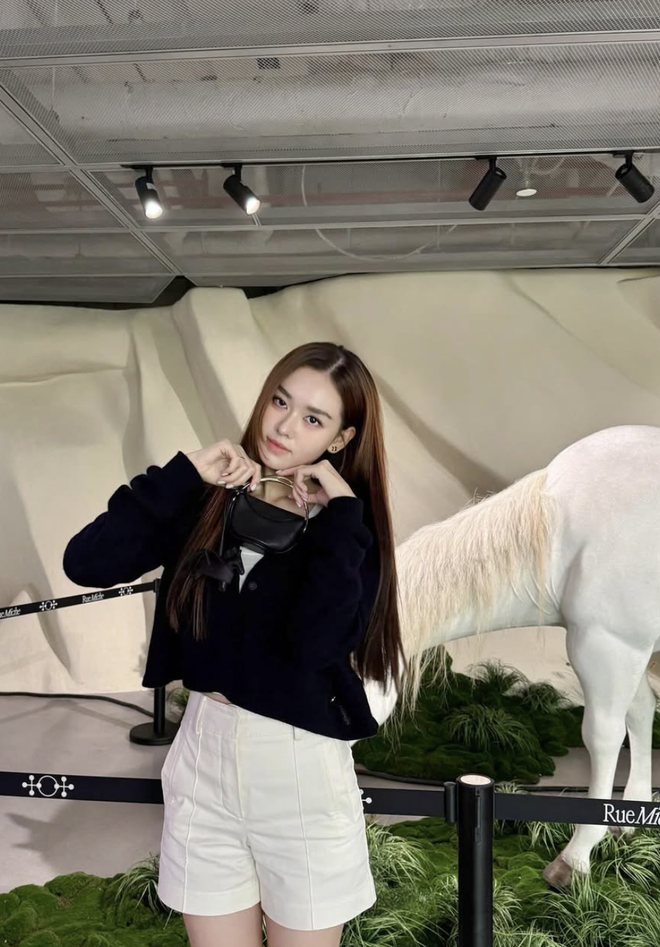 Sức hút quần shorts bền bỉ trong thời trang 24 / 7 cho phong cách năng động - Ảnh 1.