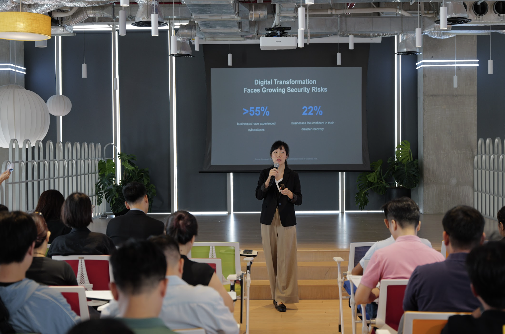 Synology kỷ niệm 25 năm thành lập, đẩy mạnh AI vào các dòng sản phẩm 1 Synology kỷ niệm 25 năm thành lập, đẩy mạnh AI vào các dòng sản phẩm - Ảnh 1.