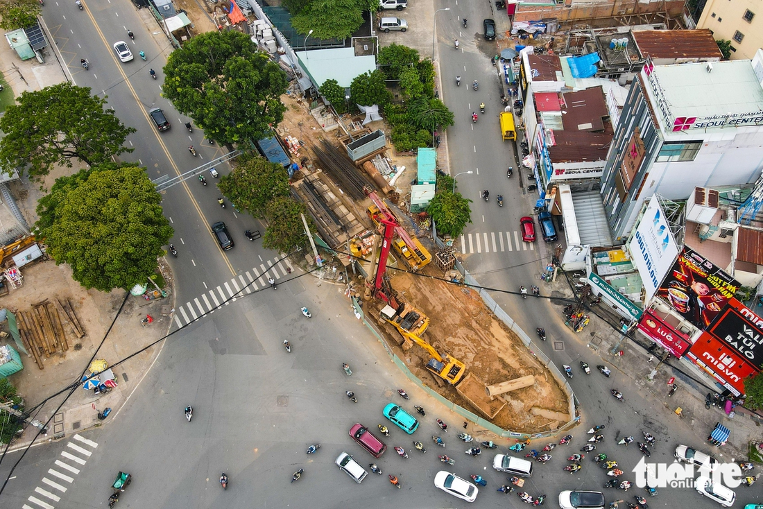 TP.HCM tập trung hoàn thiện thủ tục để khởi công metro số 2 trong năm 2025 1 TP.HCM tập trung hoàn thiện thủ tục để khởi công metro số 2 trong năm 2025 - Ảnh 1.